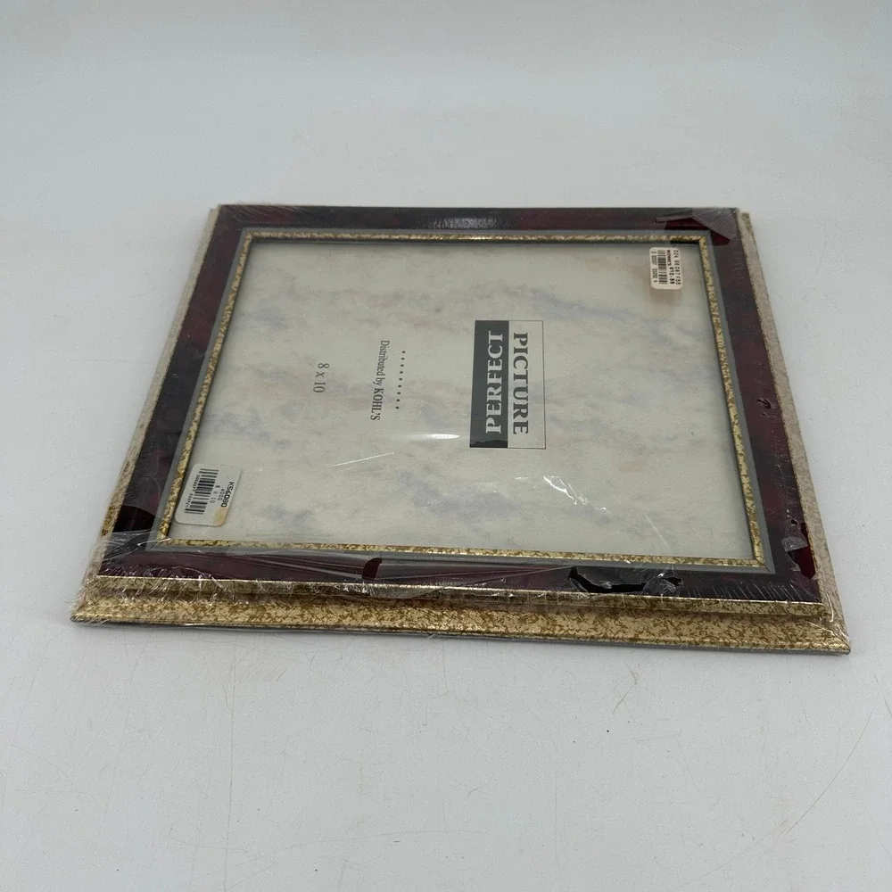 Fetco Picture Perfect 8x10 Photo Frame Burgundy Marble Gold Textured KS6080